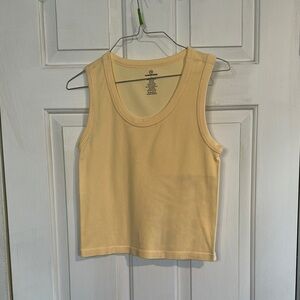 Real essentials yellow crop tank size large